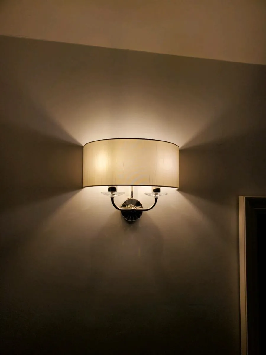 Wall Lights x 2 - Image 4