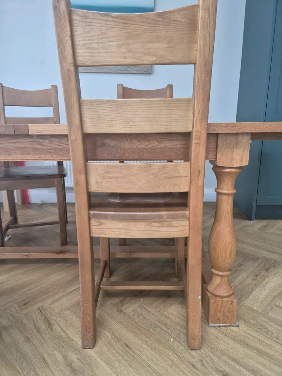 Kitchen table and 4 chairs - Image 3