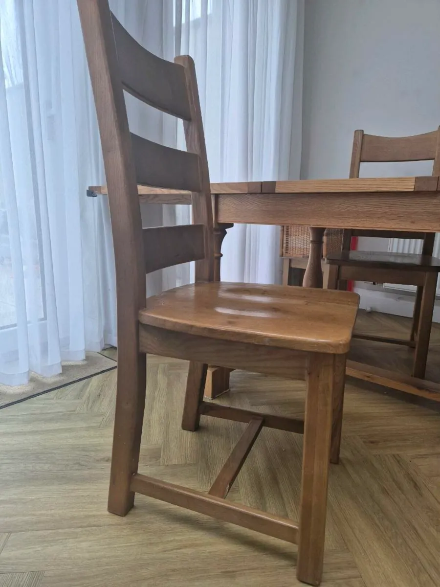 Kitchen table and 4 chairs - Image 4