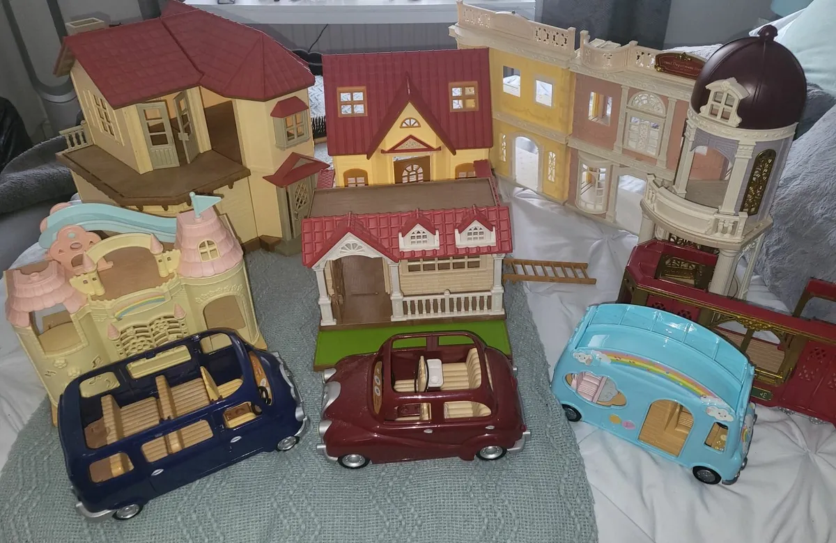 Sylvanian family bundle - Image 3