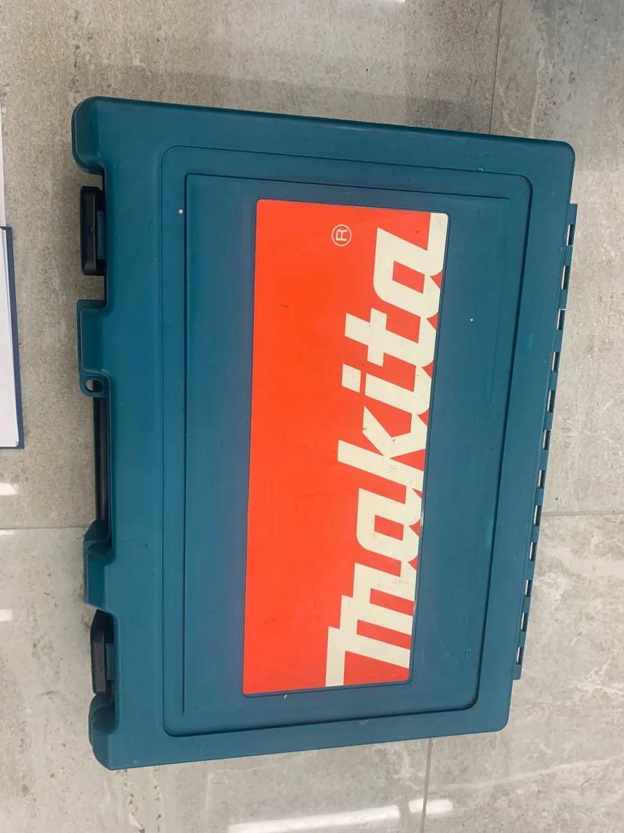 Makita 2 Speed Electric Drill - Image 3