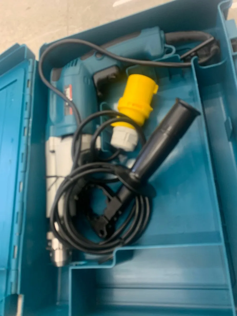 Makita 2 Speed Electric Drill - Image 4