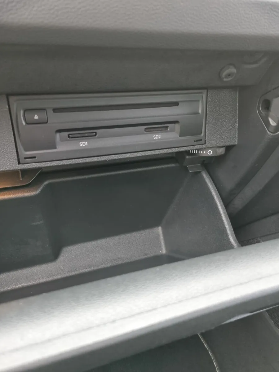 Volkswagen Tiguan 2017 - Image 2