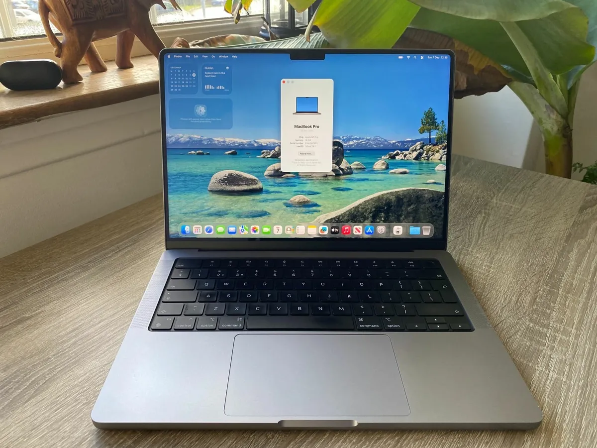 MacBook Pro 14-inch (2021) M1 Pro | 16GB | 512GB - Image 1