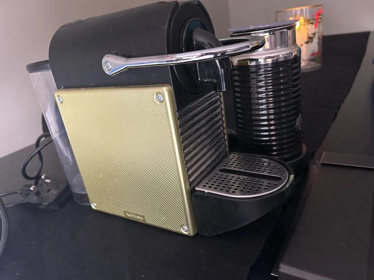 Nespresso Magimix coffee machine - Image 1