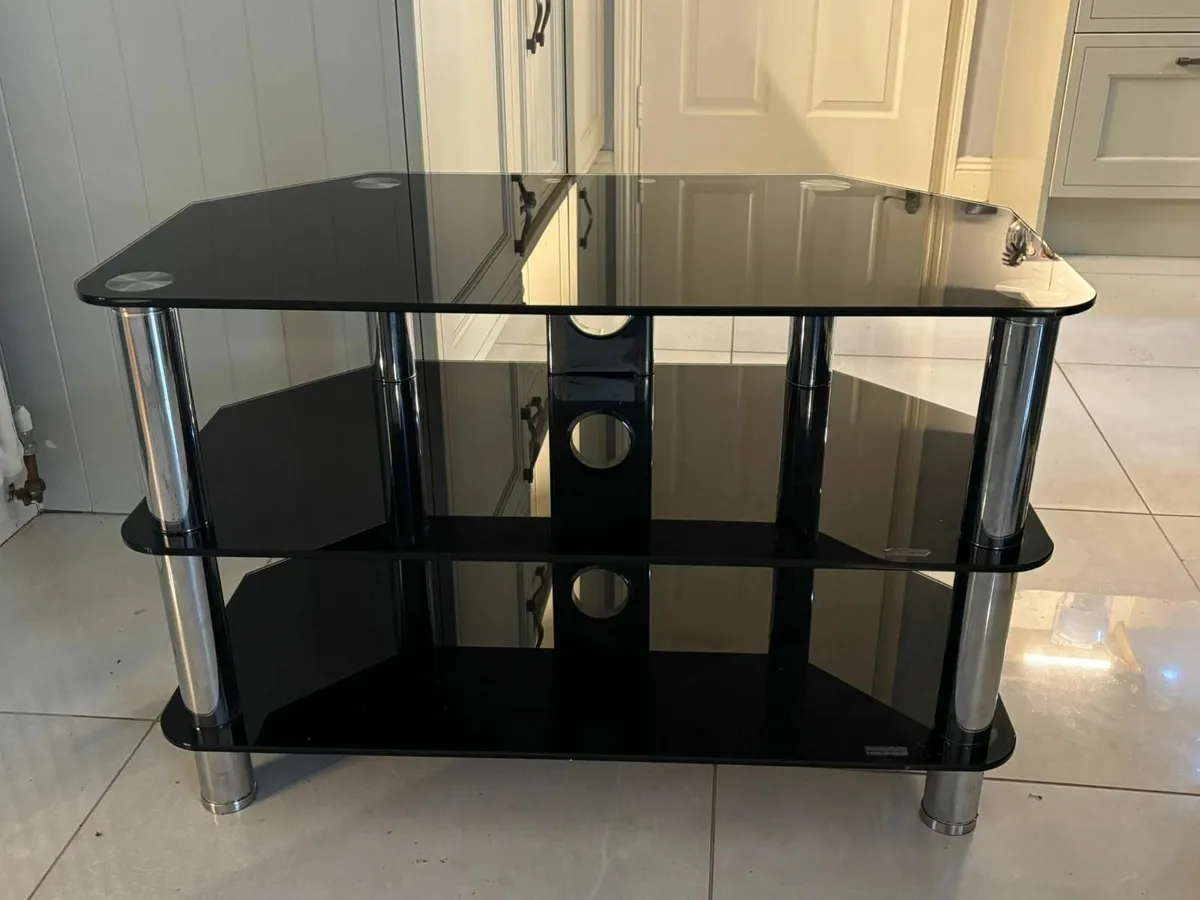Glass TV unit