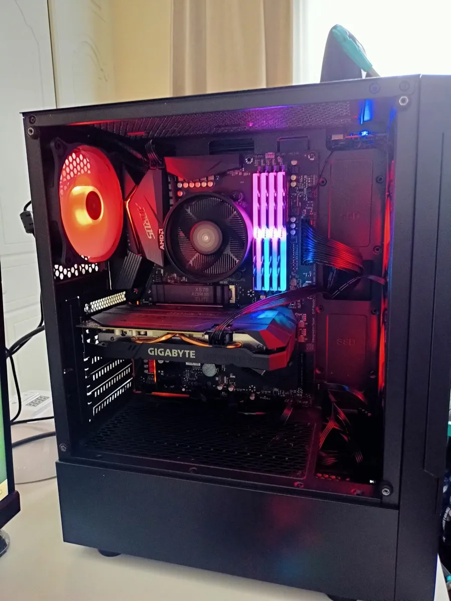 Gaming PC setup - Image 3