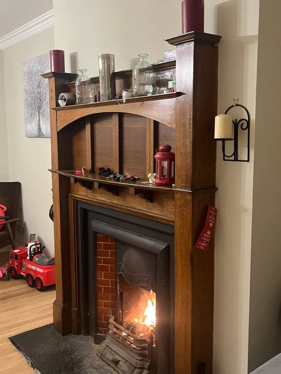 Fireplace including insert - Image 3