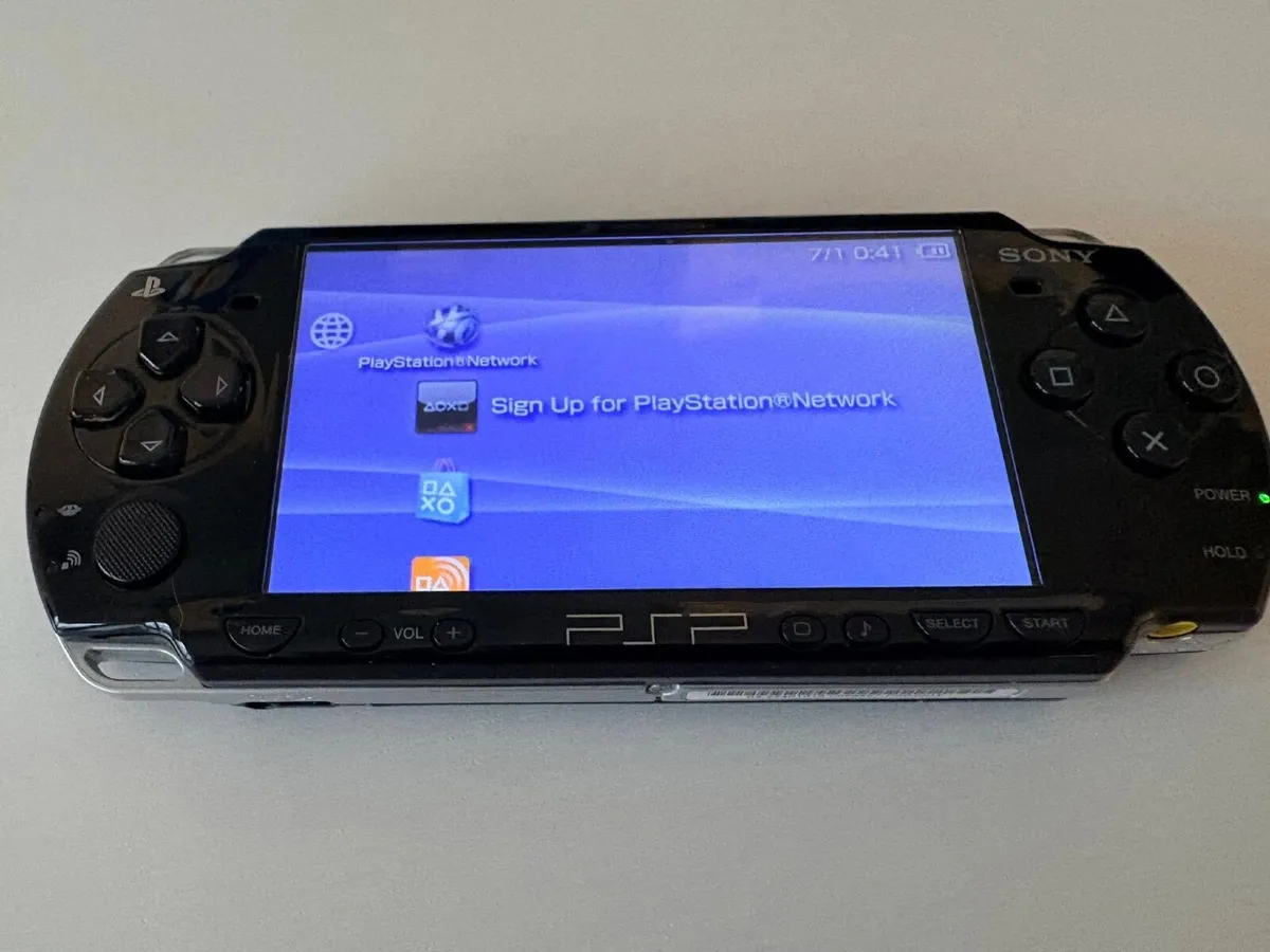 Sony PSP with Movies and Game - Image 1