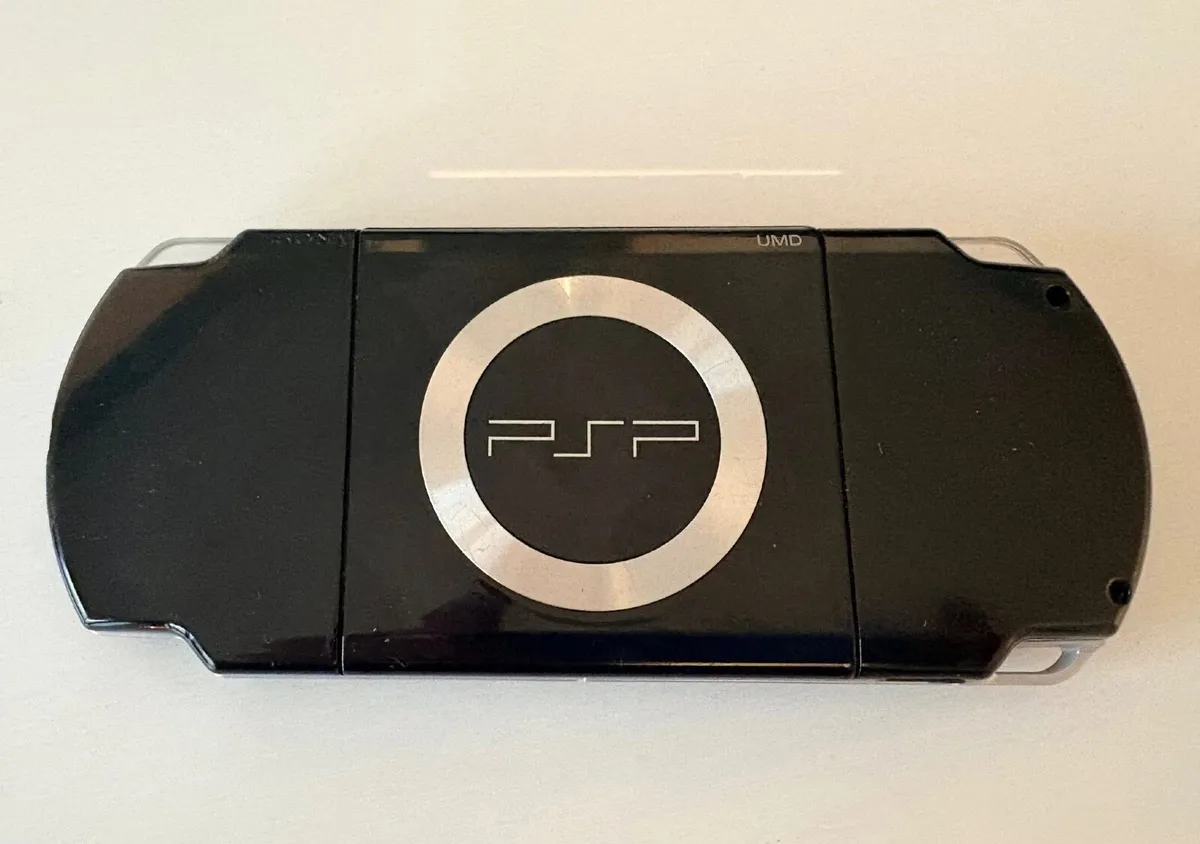Sony PSP with Movies and Game - Image 2