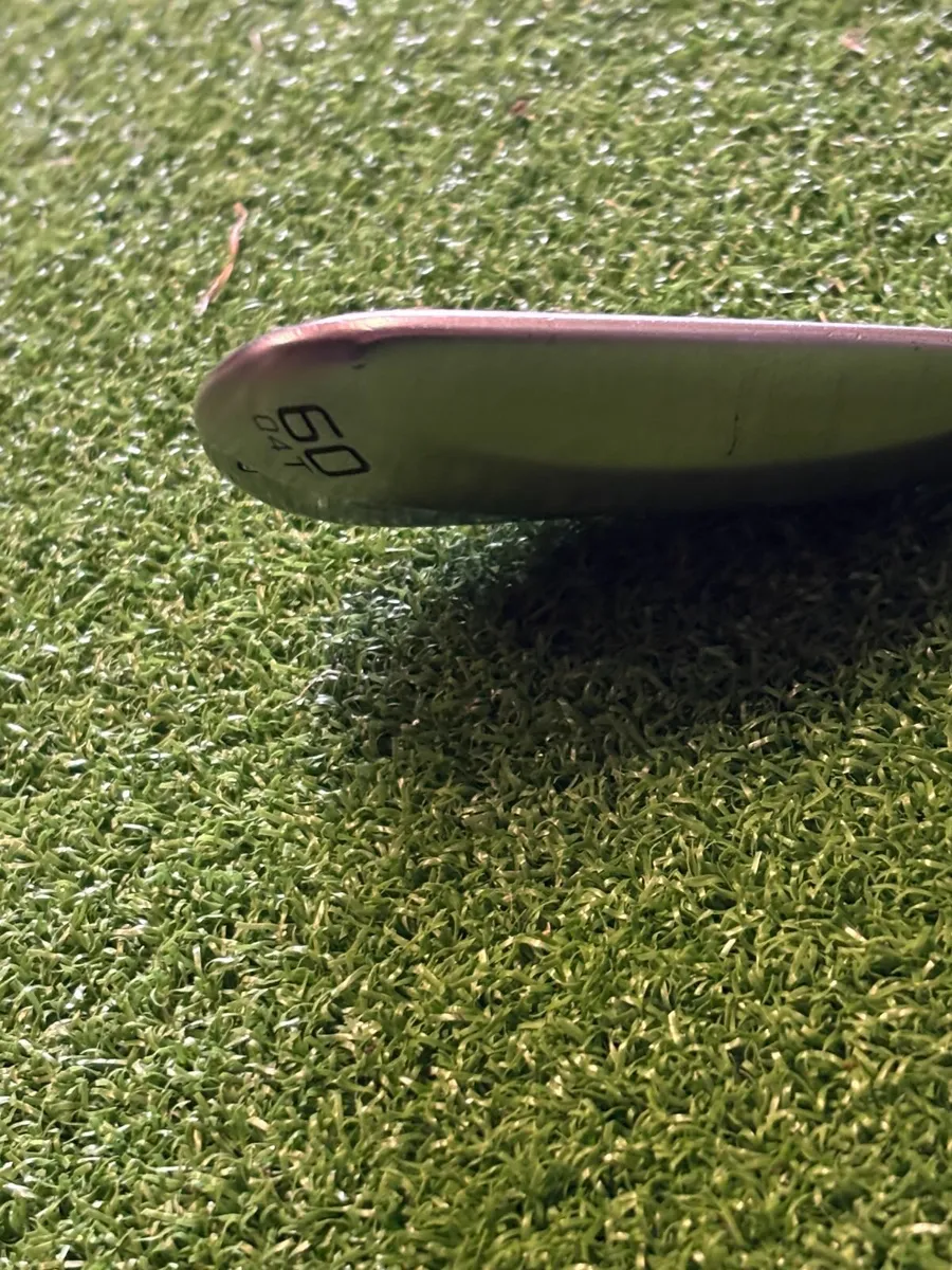 Titleist Vokey SM10 Wedge (60º 04T) — €140 — RH - Image 2