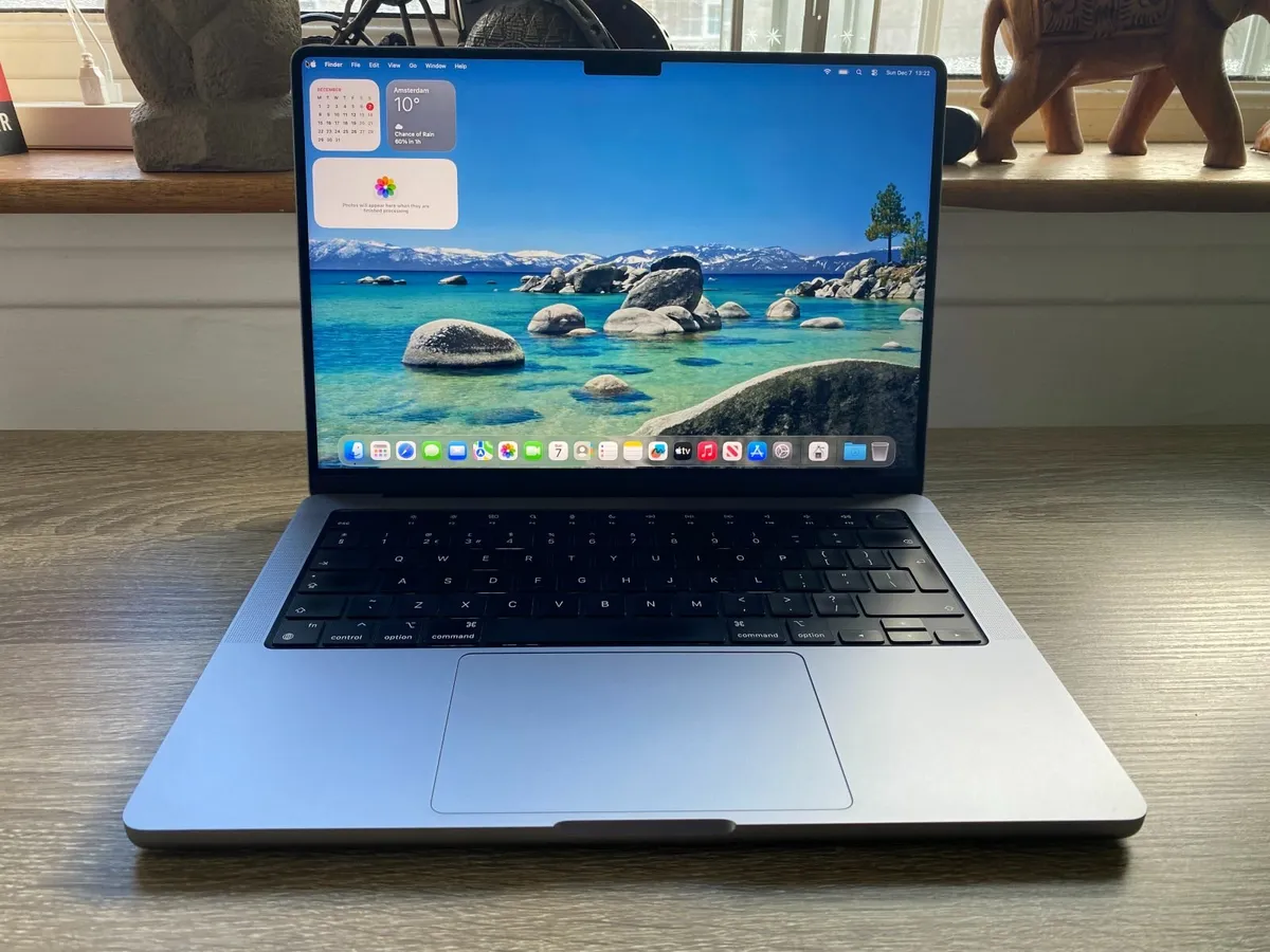 MacBook Pro 14-inch (2021) M1 Pro | 16GB | 512GB - Image 1