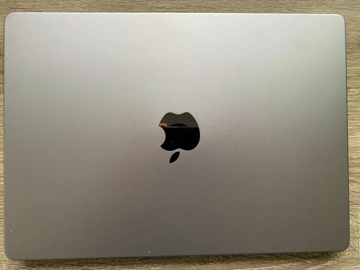 MacBook Pro 14-inch (2021) M1 Pro | 16GB | 512GB - Image 3