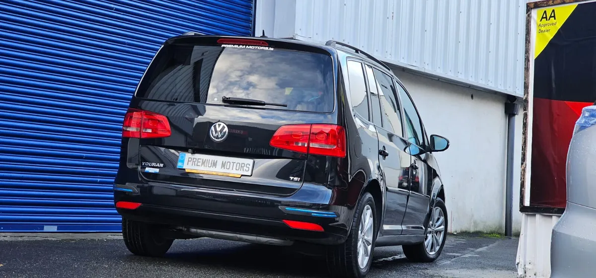 Volkswagen Touran Automatic - Image 4