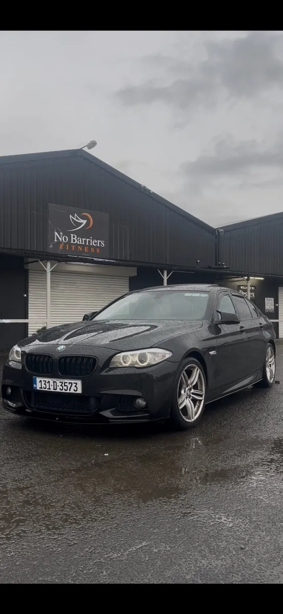 BMW F10 M-SPORT SUNROOF MODEL - Image 2