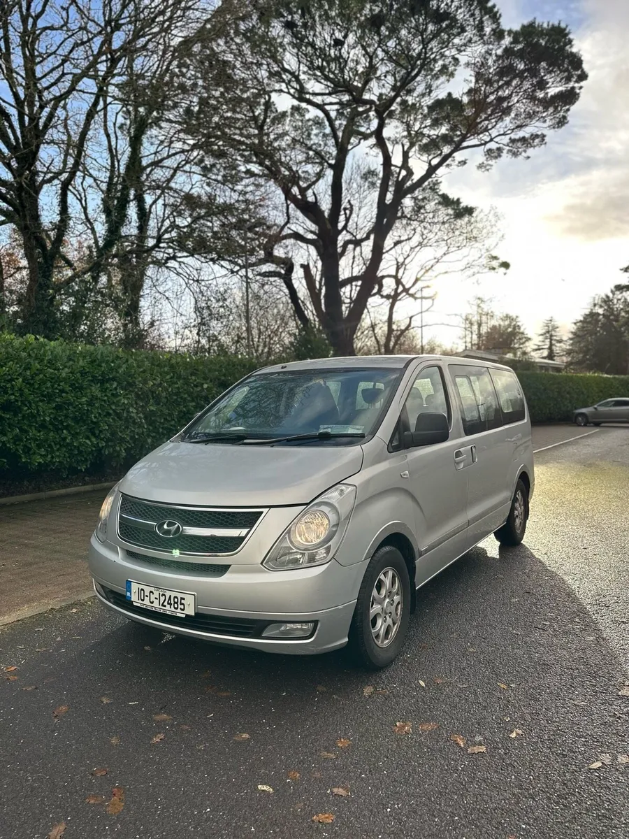 Hyundai Montana 2010 Irish 8 seater - Image 1