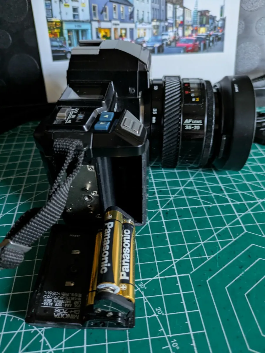 🎞️ Minolta Maxxum 7000 +35-70 /4 Zoom lens - Image 2