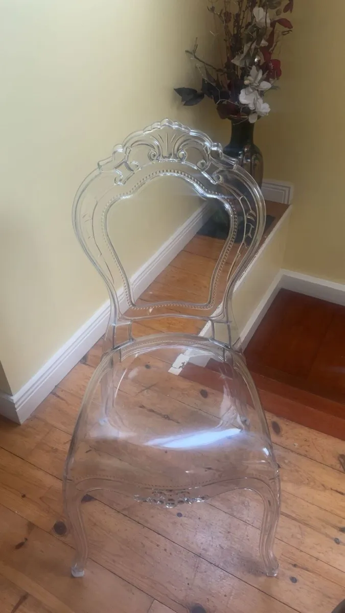 Clear plastic dressing chair - Image 2