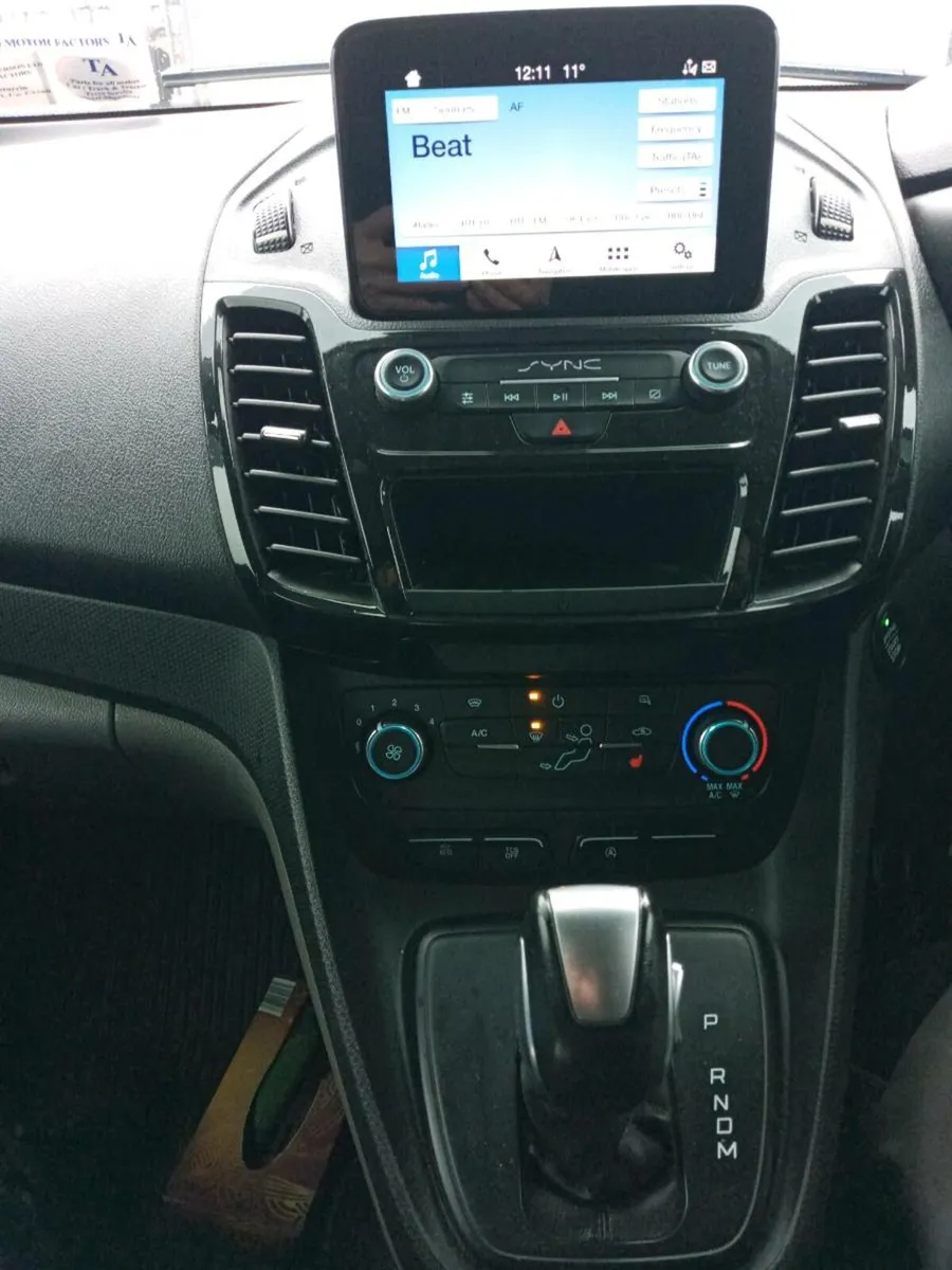 Ford transit connect - Image 2