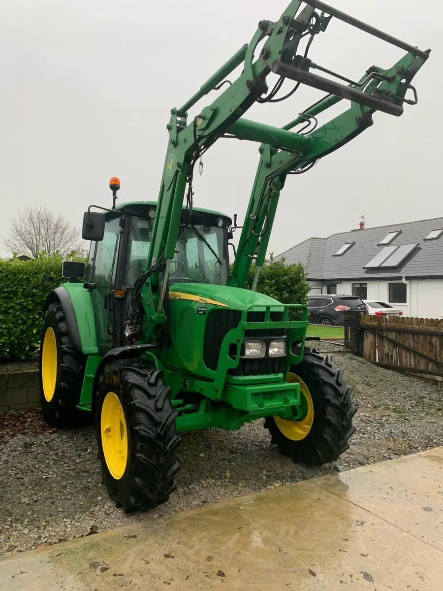 John Deere 6220 - Image 3