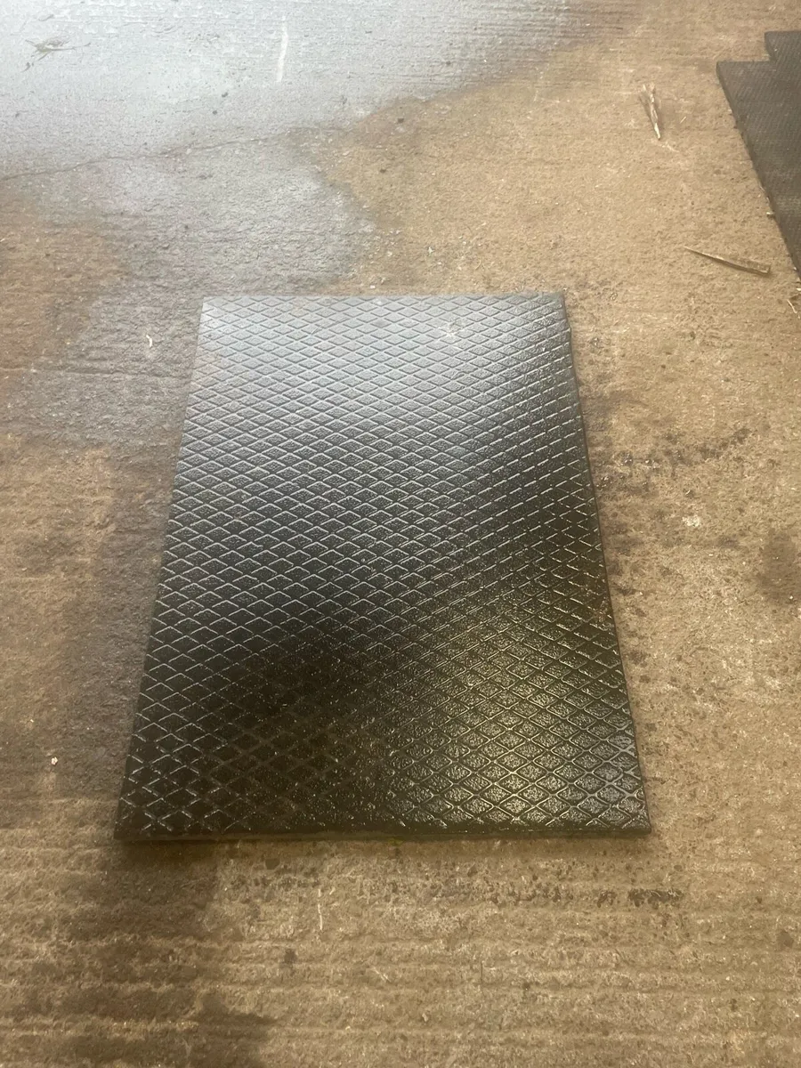 Rubber mats - Image 1