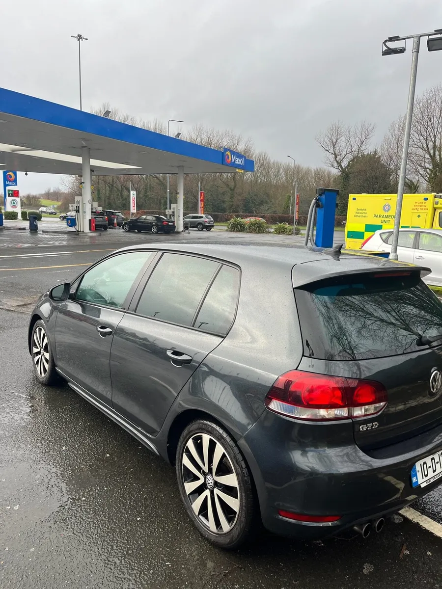 Volkswagen Golf GTD Low KMs - Image 4