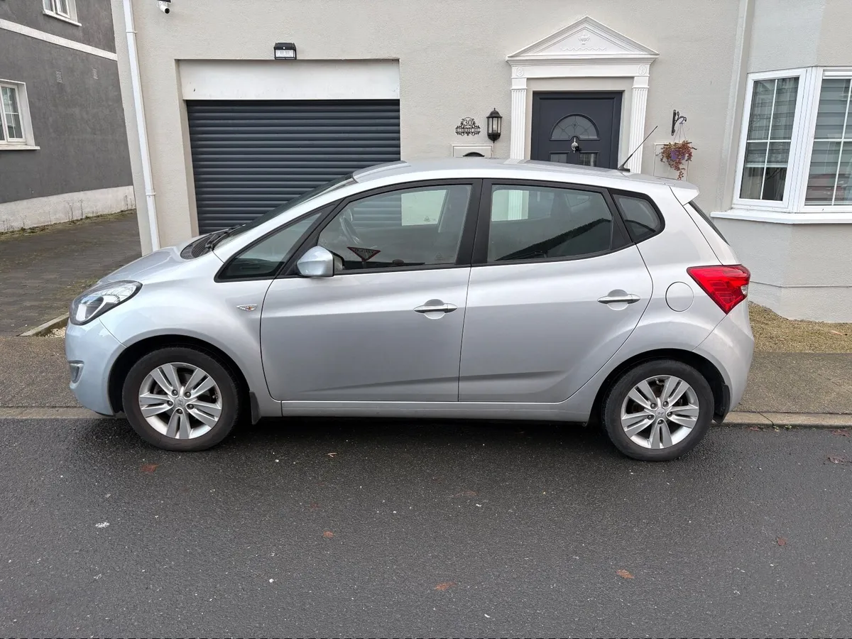 Hyundai ix20 2015 • AUTOMATIC • Deluxe •NCT •TAX - Image 2