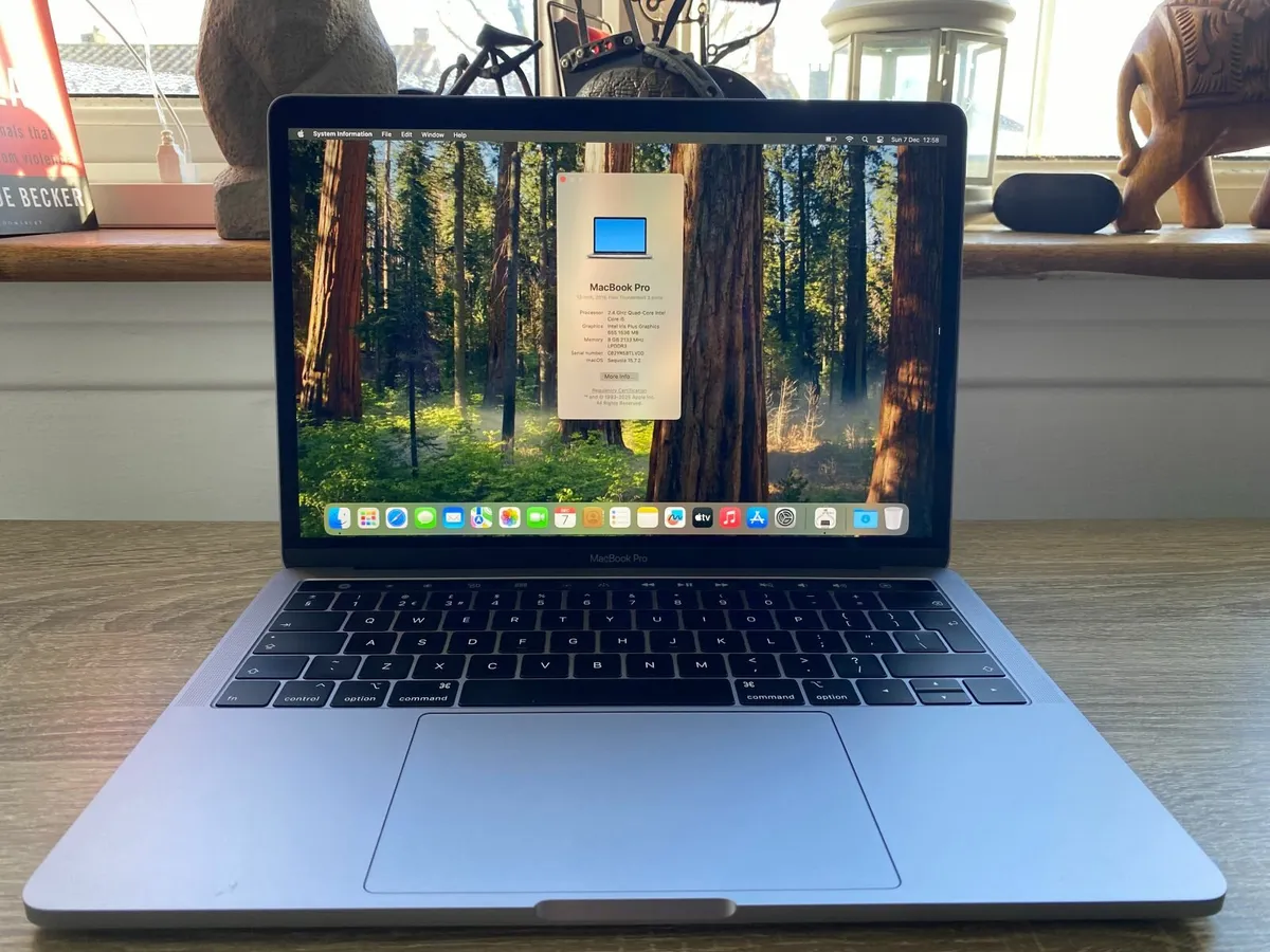 Apple MacBook Pro 13inch (2019) i5 | 8GB | 512GB - Image 1