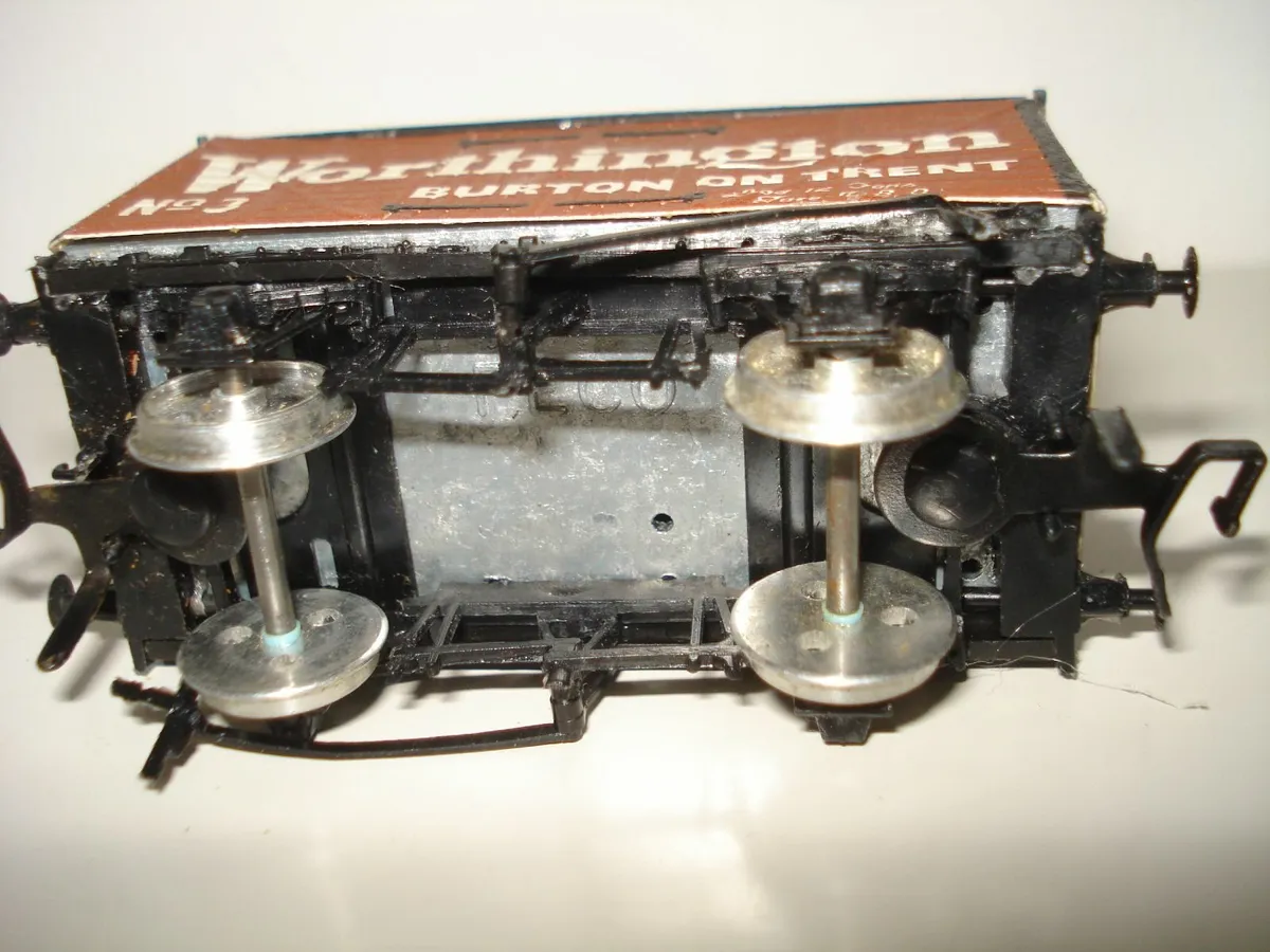 PECO MODEL RAILWAY WAGONS. OO SCALE. - Image 3