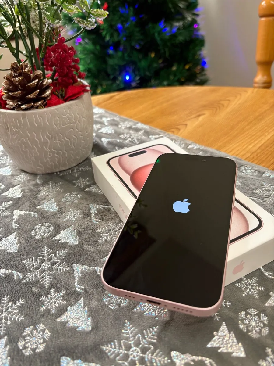 iPhone 15 128GB - Image 3