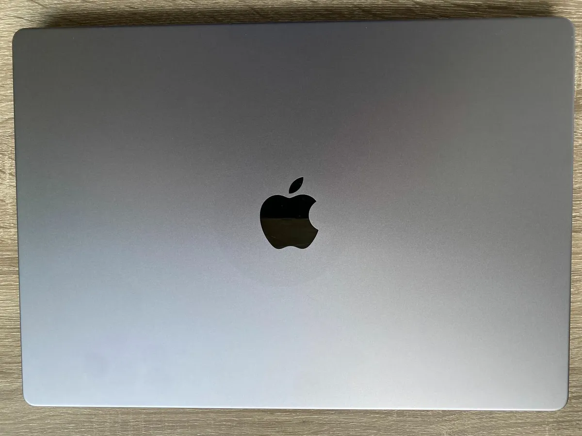 MacBook Pro 16" 2021 32GB | M1 Pro | 512GB - Image 2