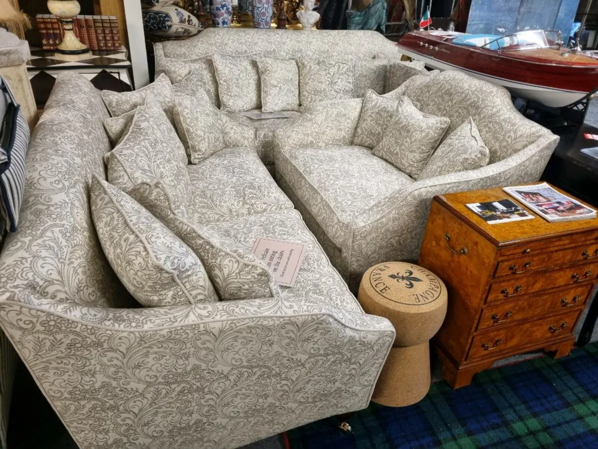 4 seater 2 seater and love seat