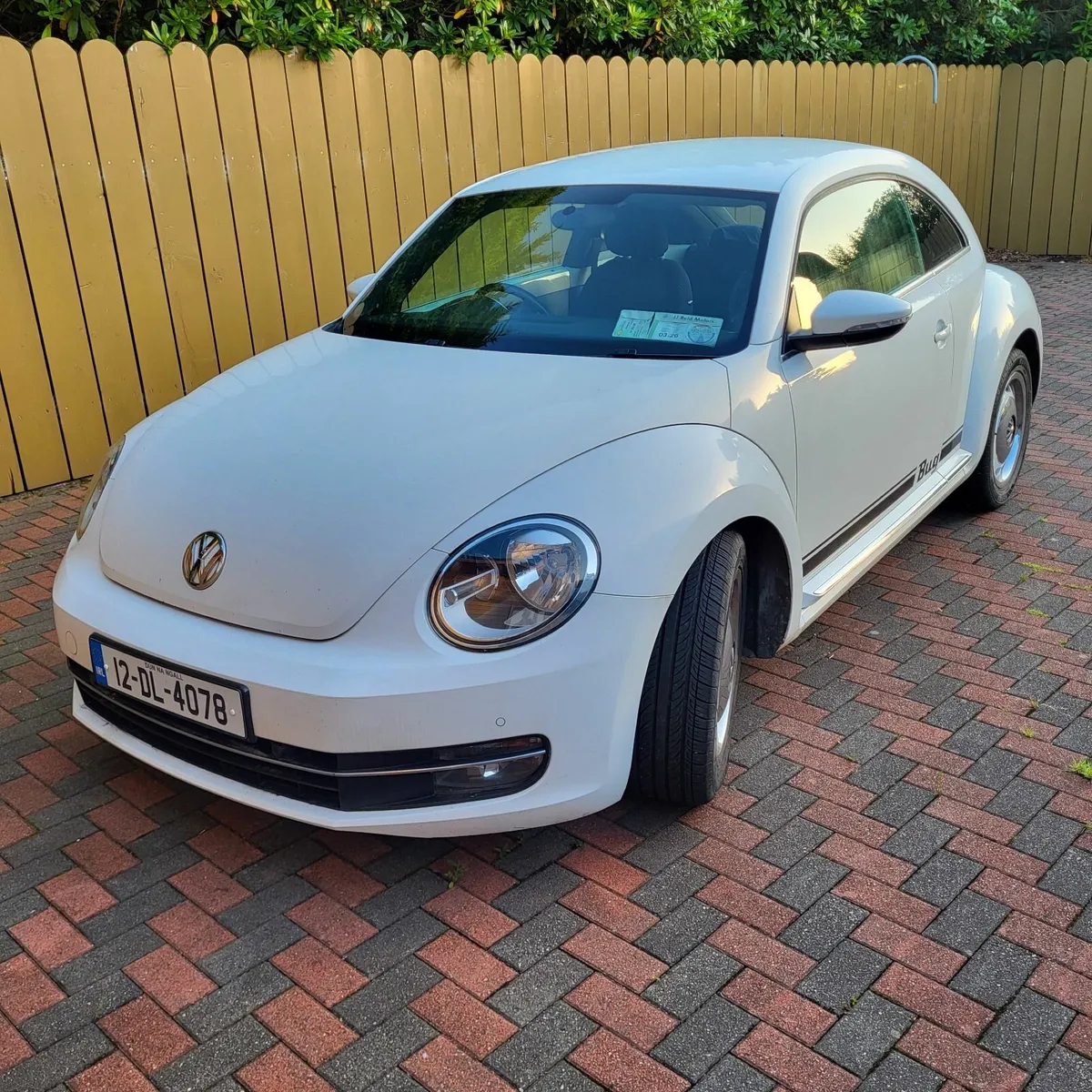 Volkswagen Beetle 2012 - Image 1