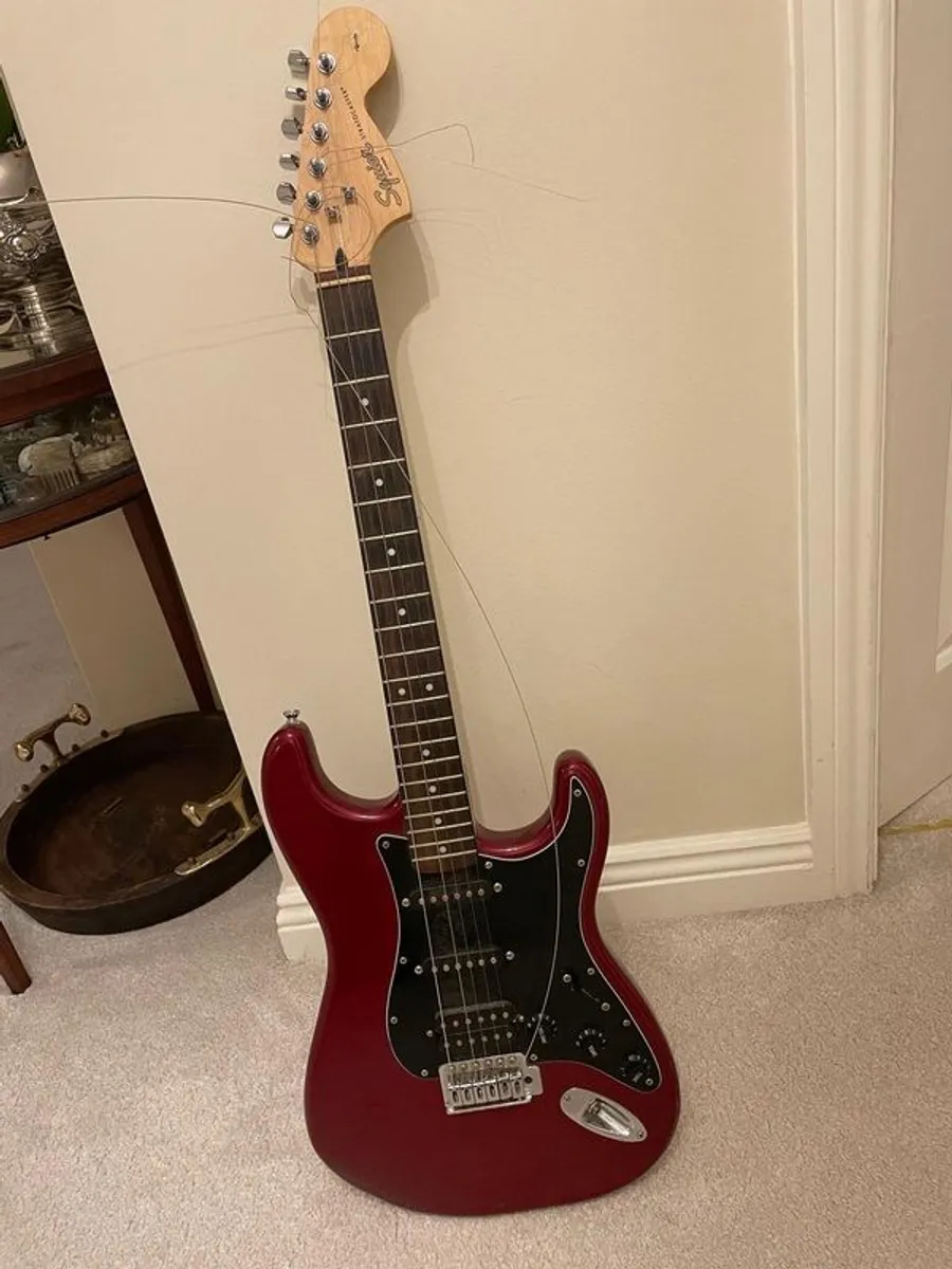 Squier Affinity Stratocaster - Image 1