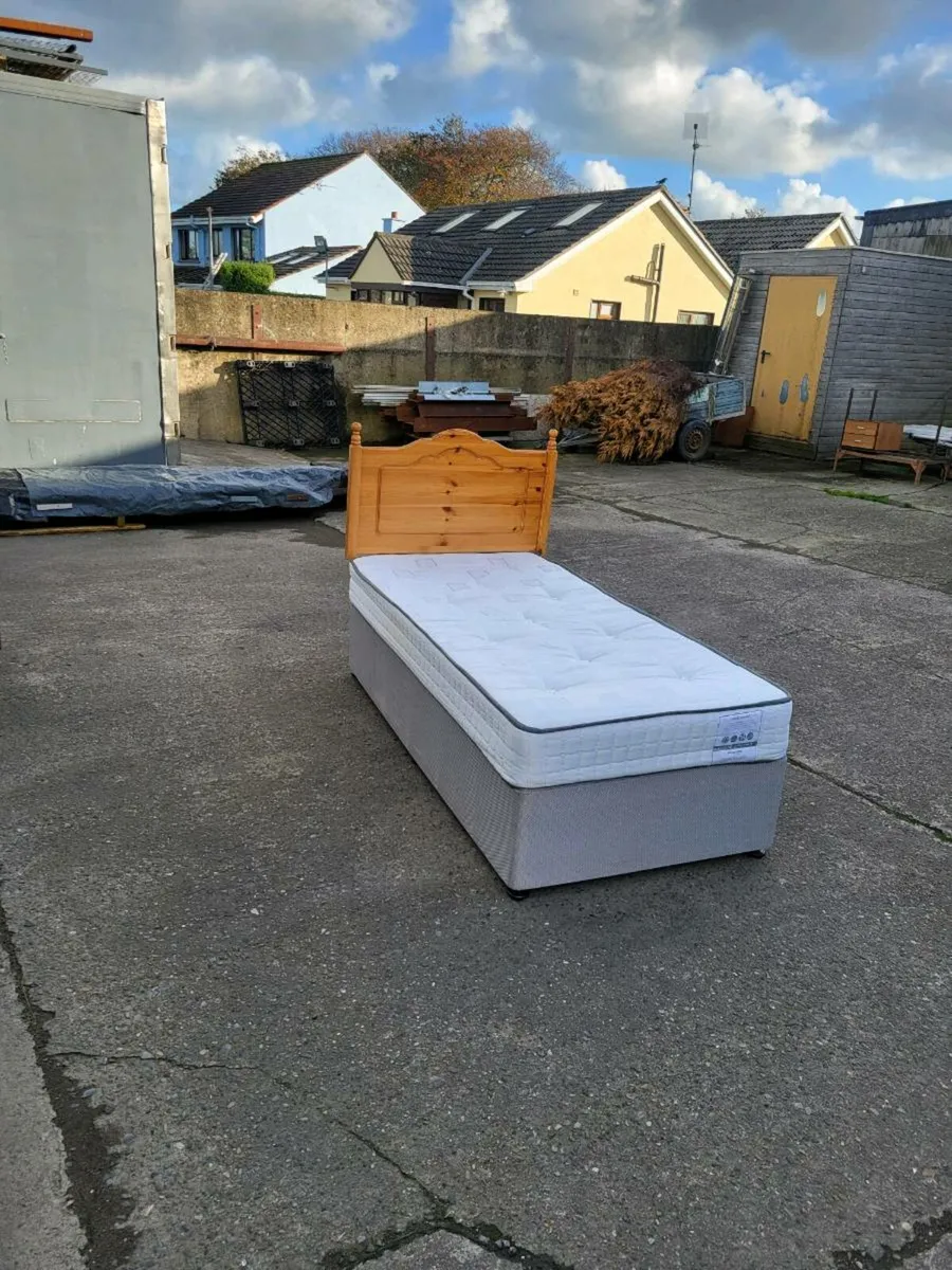 Single Bed with Headboard - Image 2