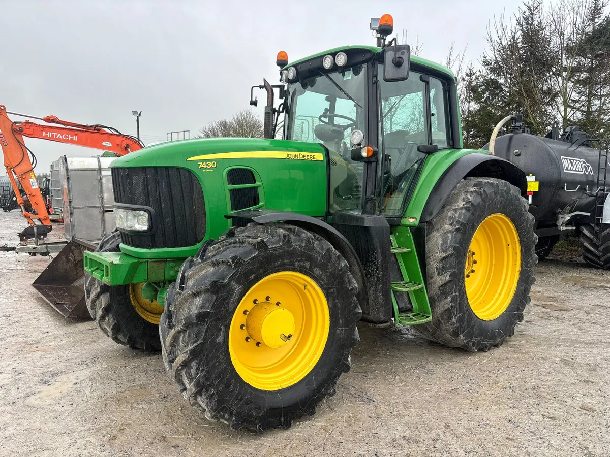 Tractor Auction Saturday @ Portlaoise - Image 1