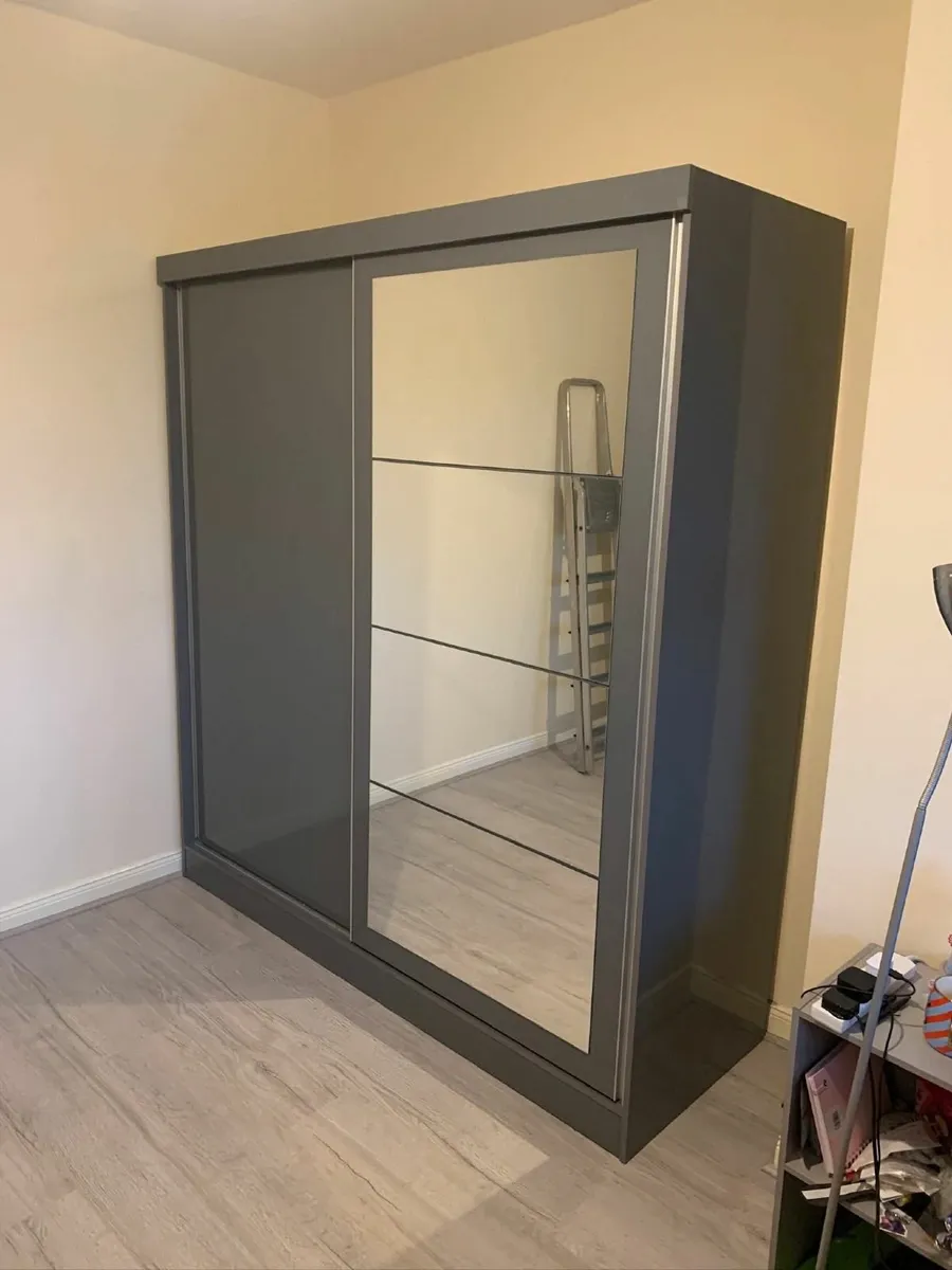 Wardrobes - Image 2