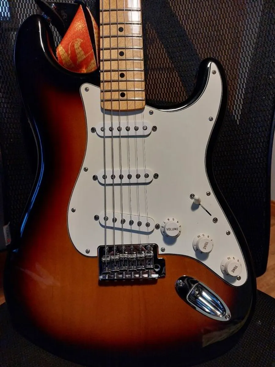 Fender Stratocaster - Image 1