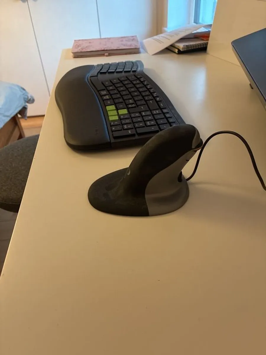 ergonomic keyboard and mouse - Image 3