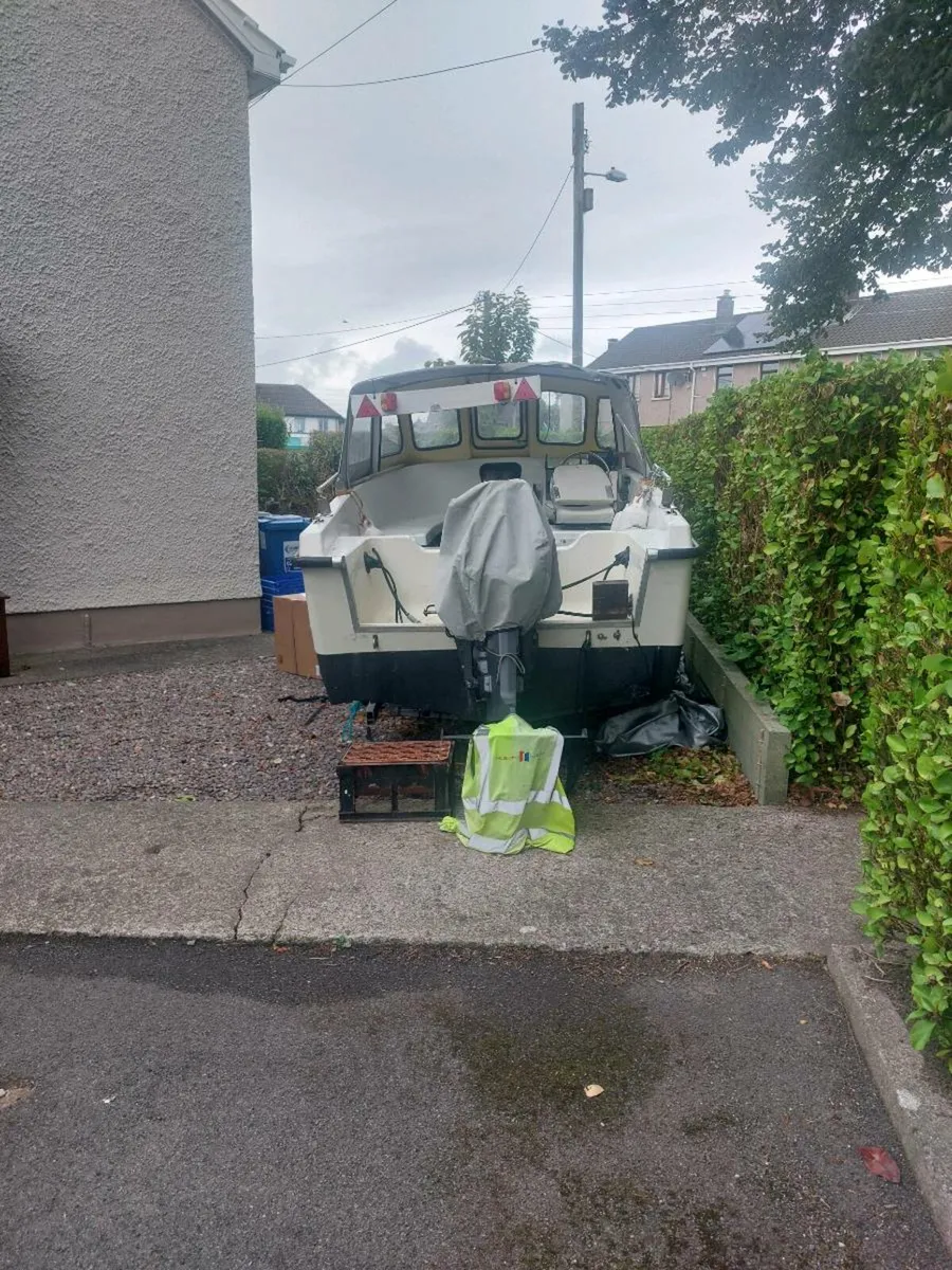 Alaska fishing boat - Image 2