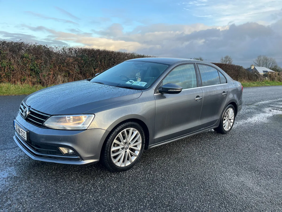 Volkswagen Jetta 2015 2.0 tdi highline - Image 3