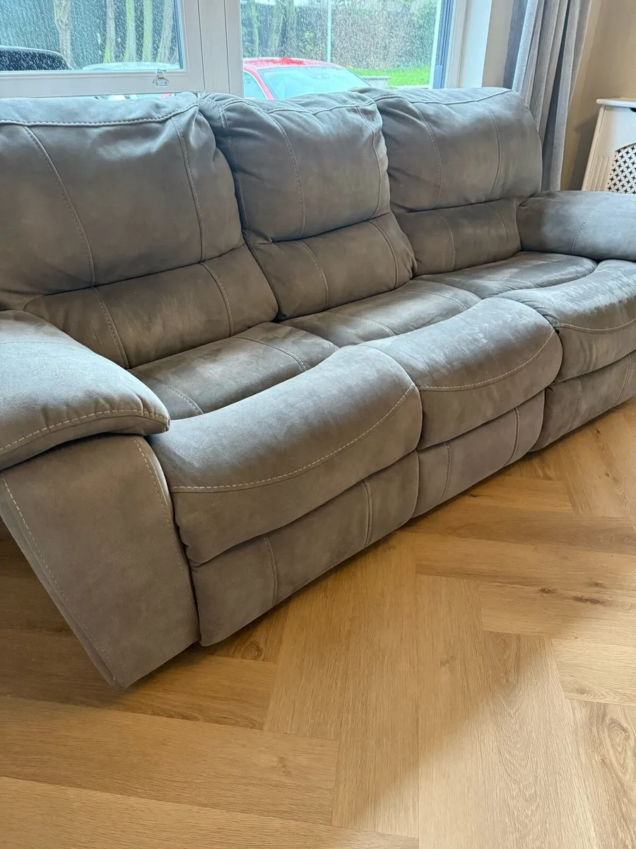3 seater recliner sofas - Image 4