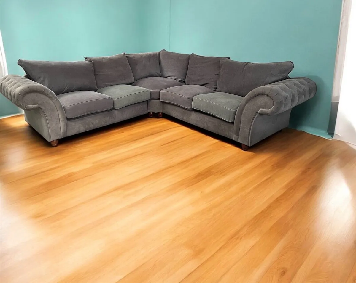 Large Corner sofa - Image 4