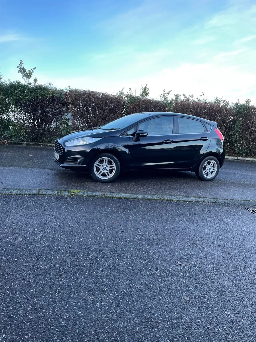 Ford Fiesta 2013 - Image 1