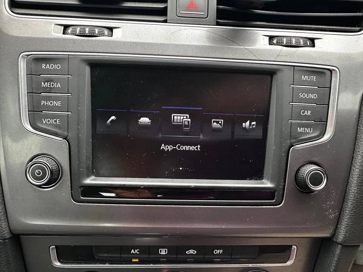 Volkswagen Golf 2017 - Image 3