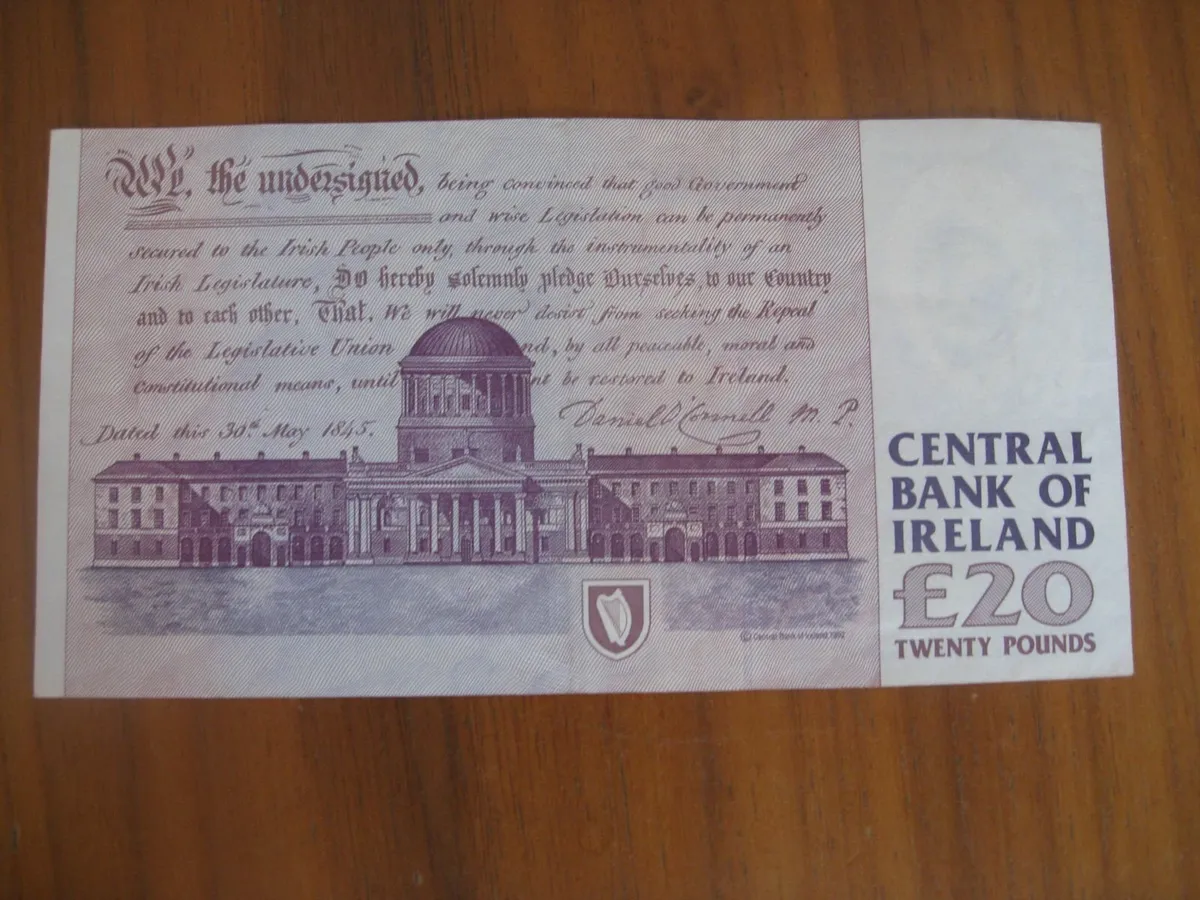 20 Pound C Series Notes - 55 Euros Each - Image 2