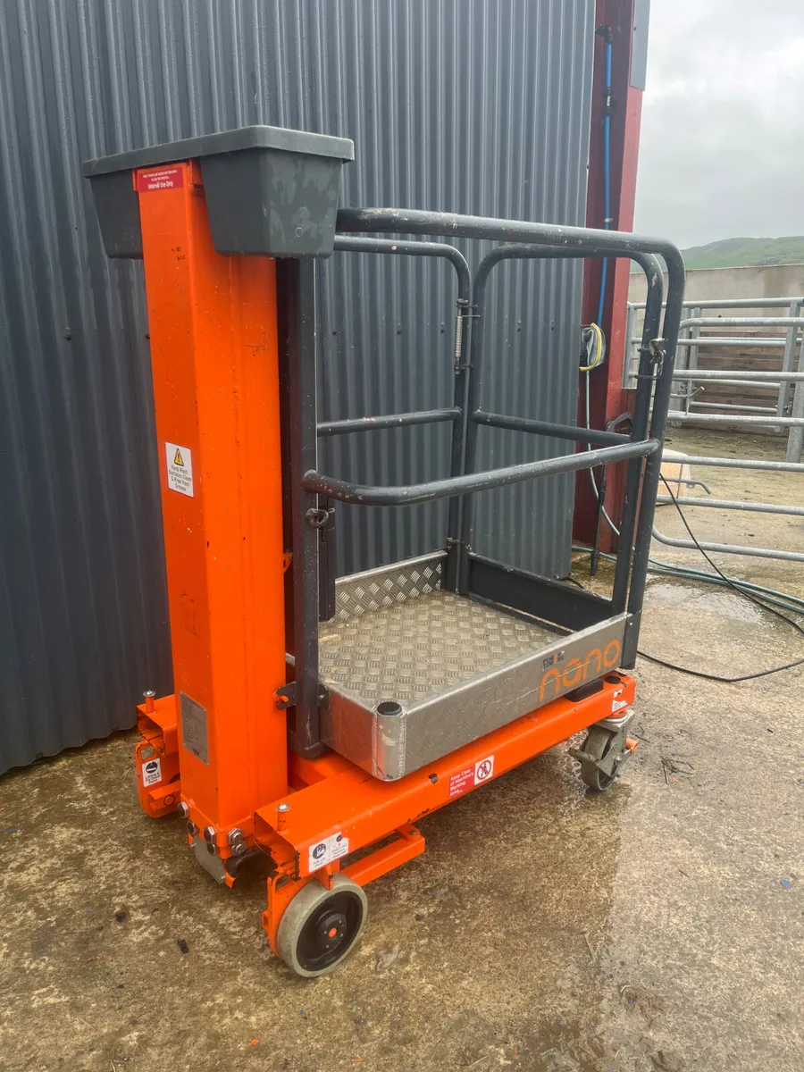 JLG Nano Lift - Image 3