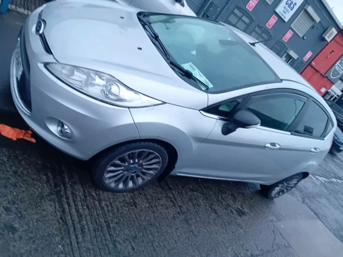 Ford fiesta 1.6 tdci 2011 nct till 3/27 - Image 3