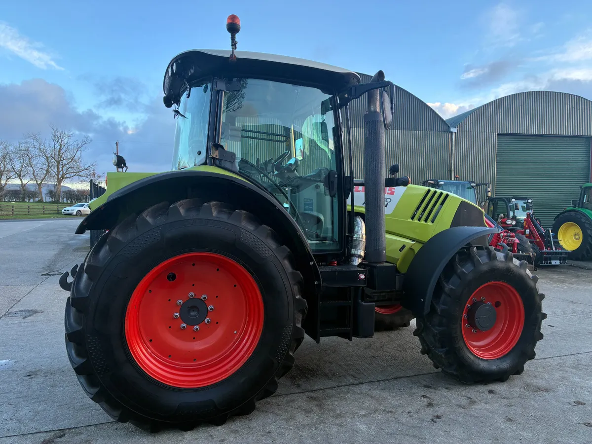 Claas Arion 640 - Image 3