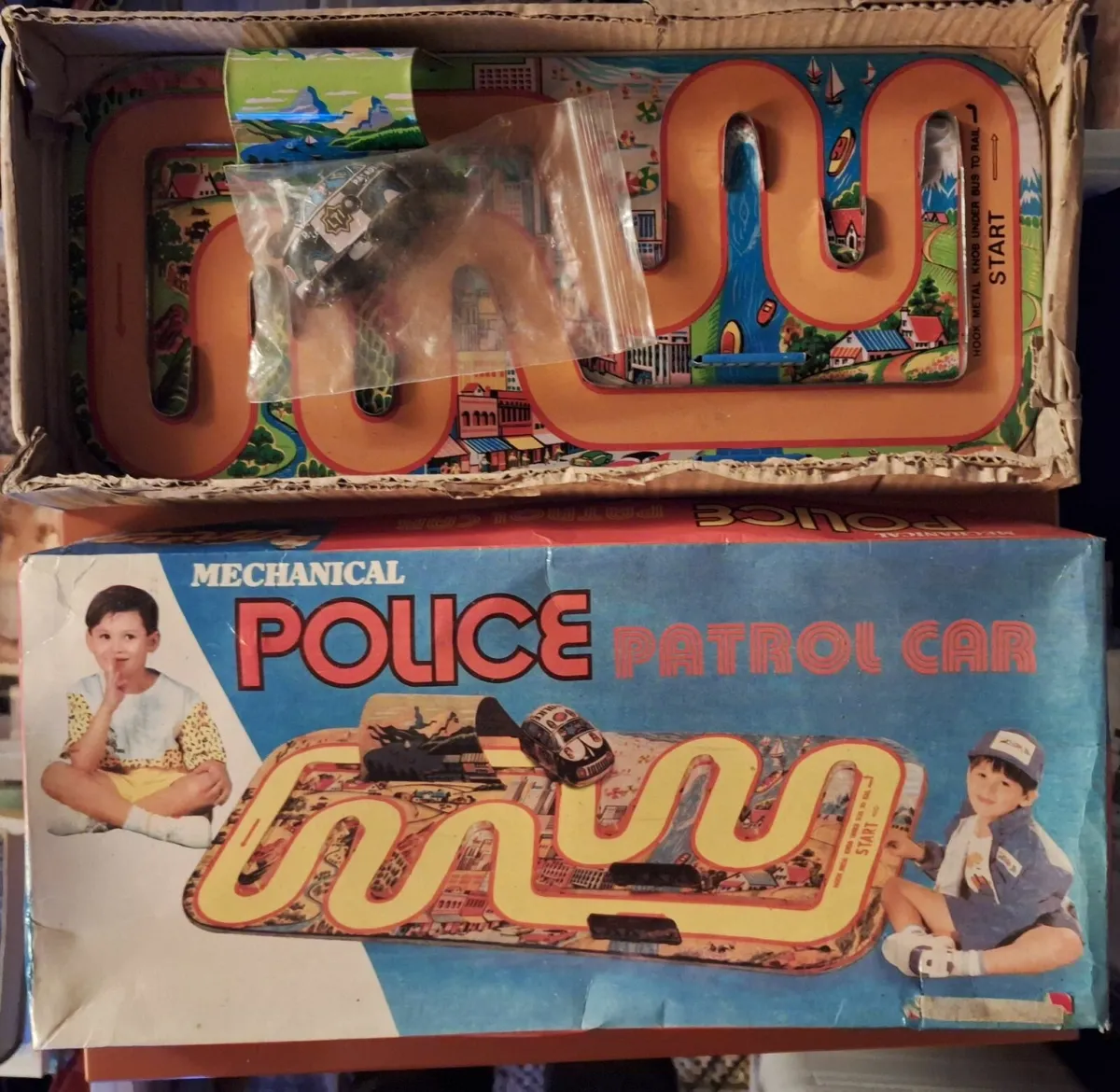Old Vintage toys and games - Image 2